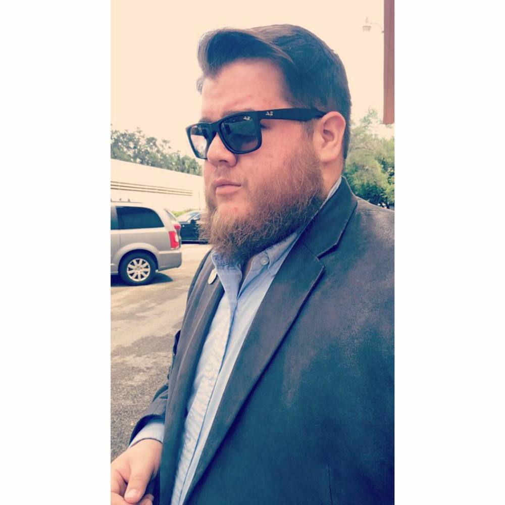 Meet your Posher, Roberto