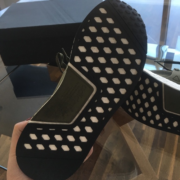 Brand New Adidas NMD Xr1 Men's Shoe - Picture 4 of 6
