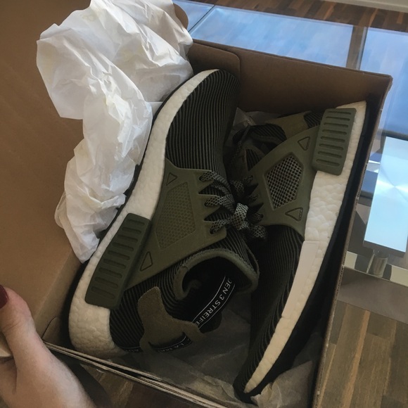 Brand New Adidas NMD Xr1 Men's Shoe - Picture 6 of 6