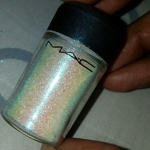 Mac glitter in Reflects Teal