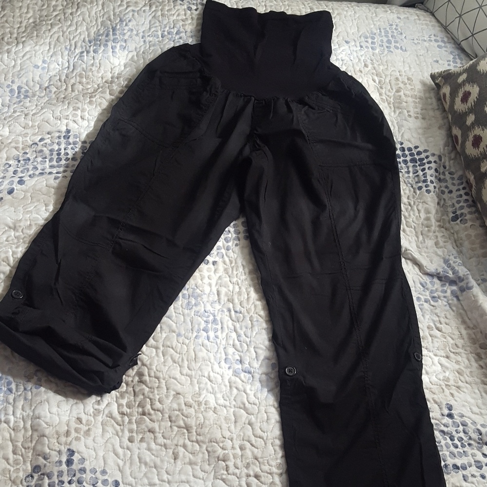 Two Hearts Maternity Black Rollup Pants
