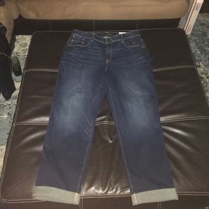 NWT! Dark wash jeans