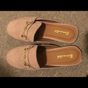 Bonnibel Women's Miu-1 Low Heel Mule Sandals