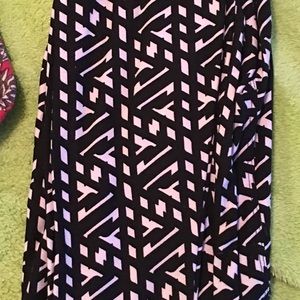 Lularoe Leggings OS Black and White Design