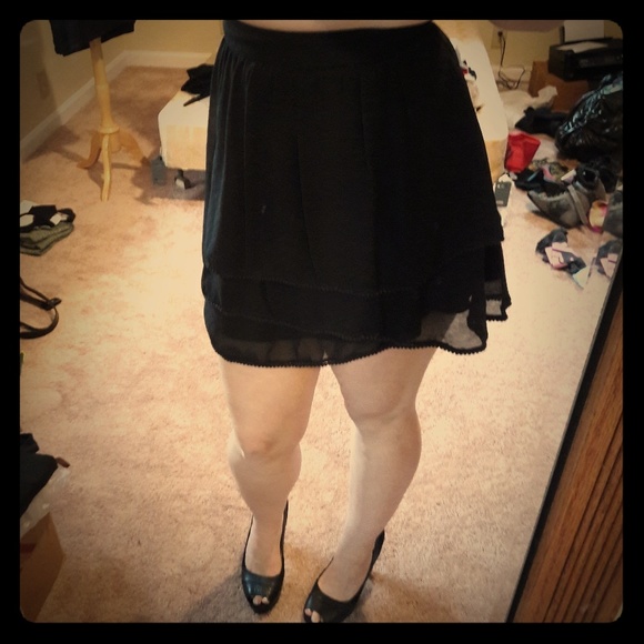 Bcbg chiffon ruffled layer vintage mini skirt 6 - Picture 1 of 3