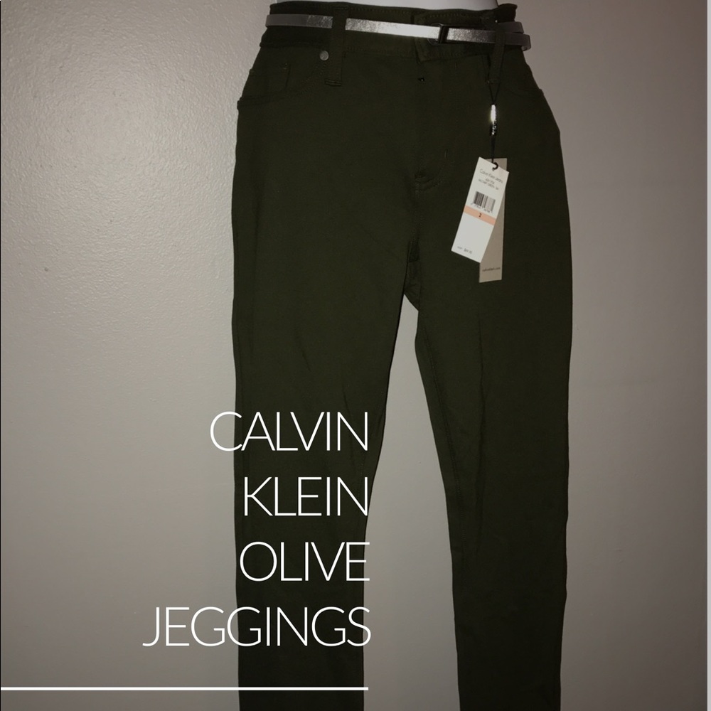 NWT Calvin Klein Olive Jeggings, Size 2