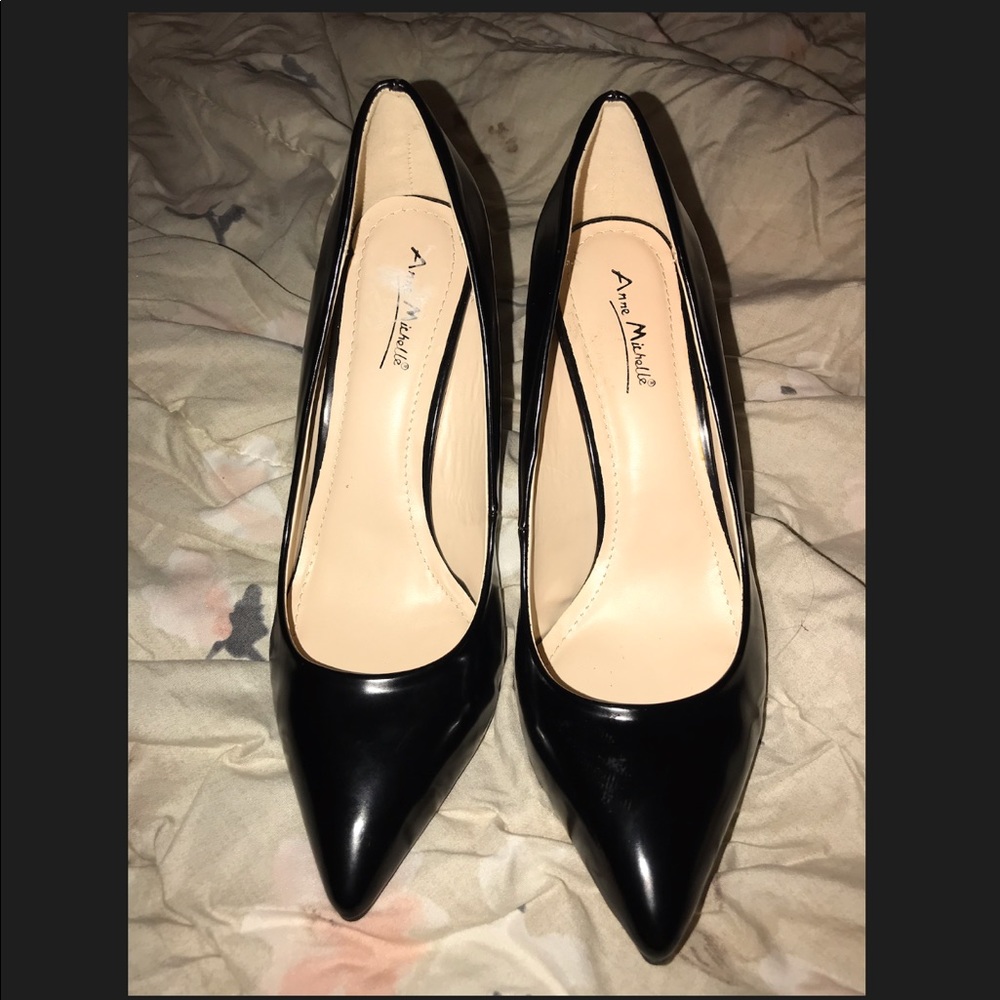 Anne Michelle Heels