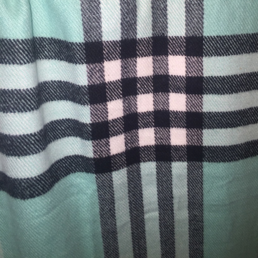Scarf - Picture 4 of 4