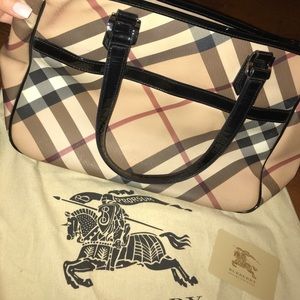 Burberry tote
