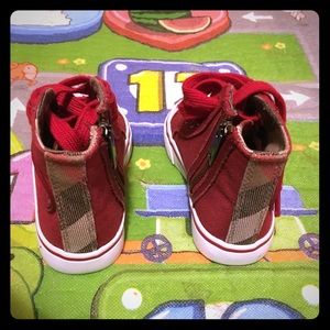 Burberry toddler size 23