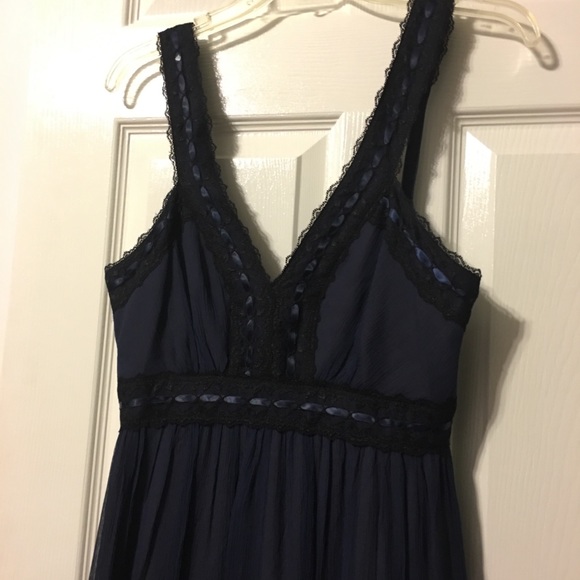 BCBG Max Azaria silk & lace dress - Picture 2 of 8