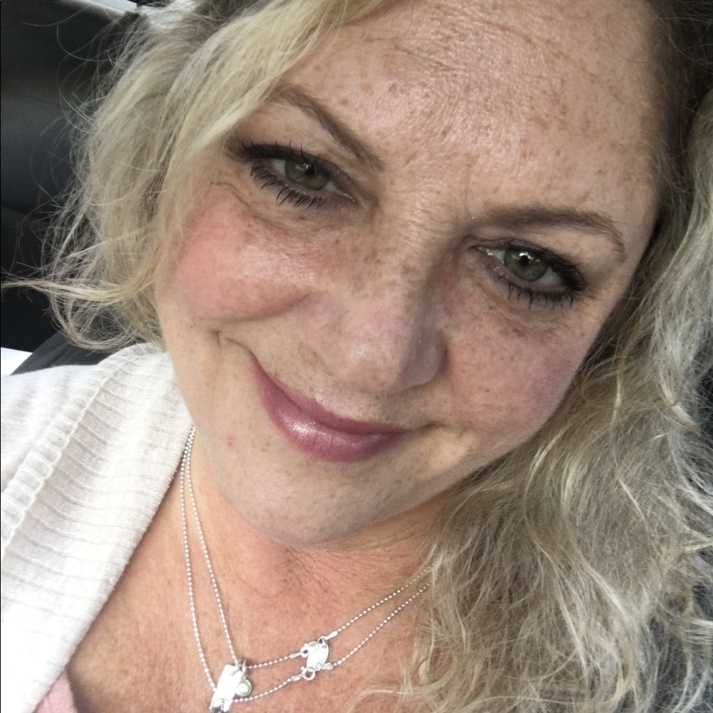 Meet your Posher, Juli