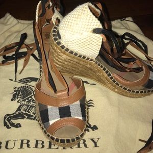 Burberry wedges