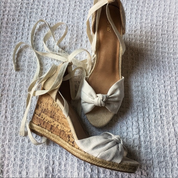 Apt. 9 Shoes - Apt. 9 Cheery Espadrille Wedge Bow Sandals White