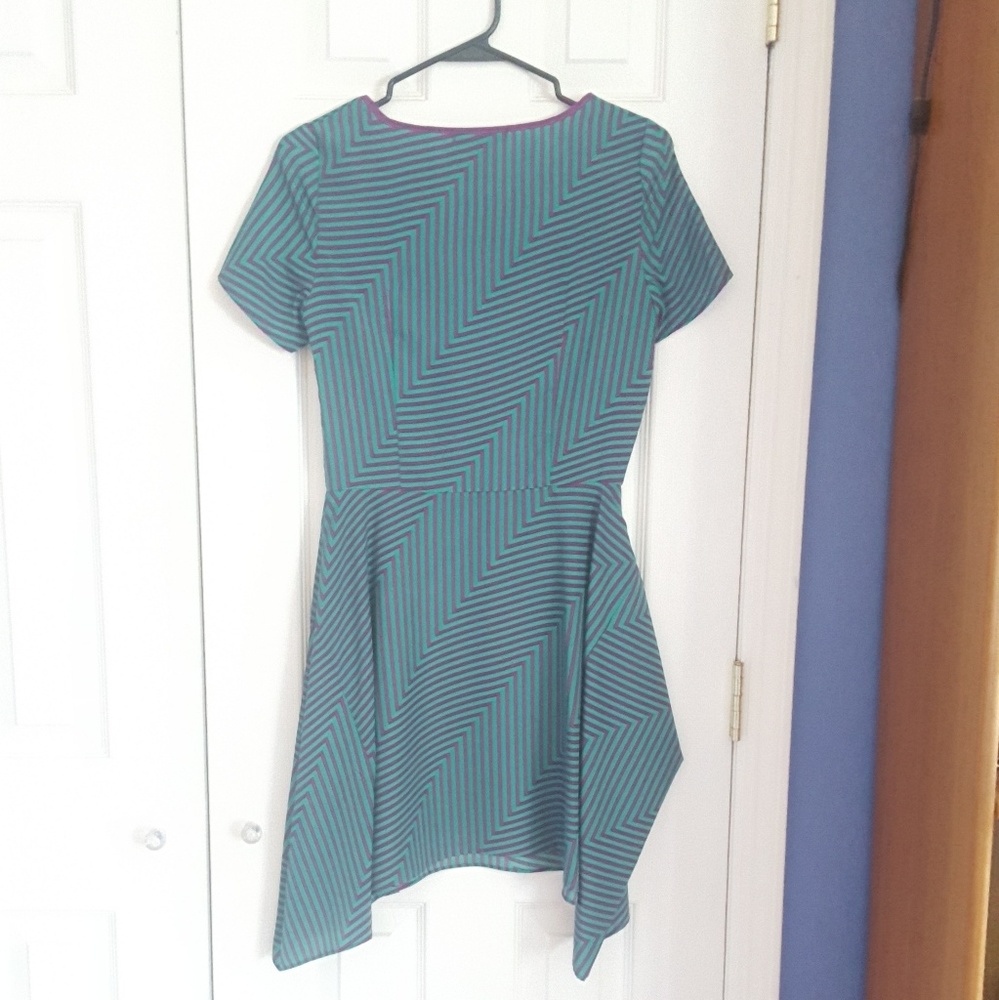Geometric Sundress - Picture 3 of 12