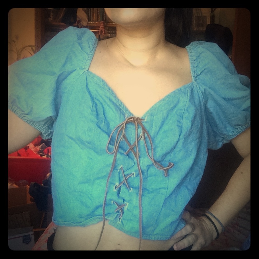 Denim lace up crop