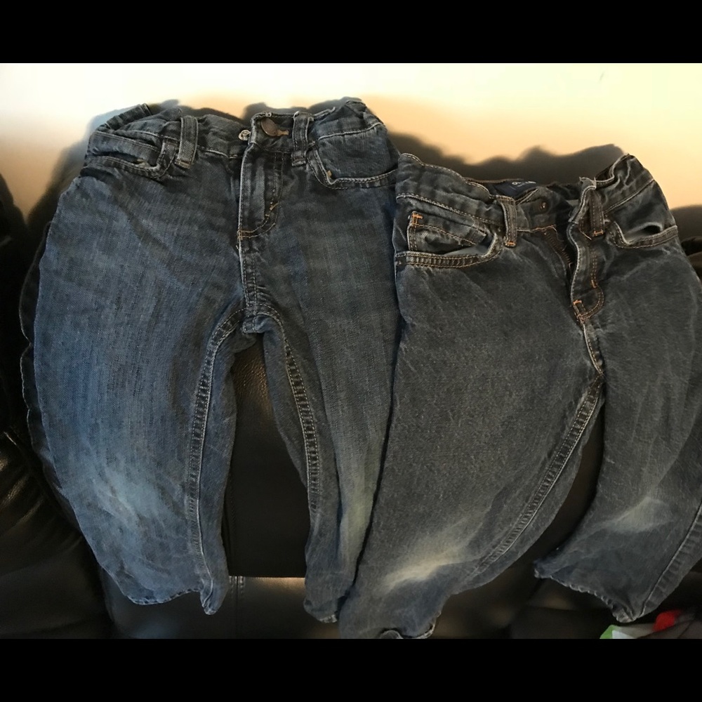 Lot of two old navy boys jeans size 5