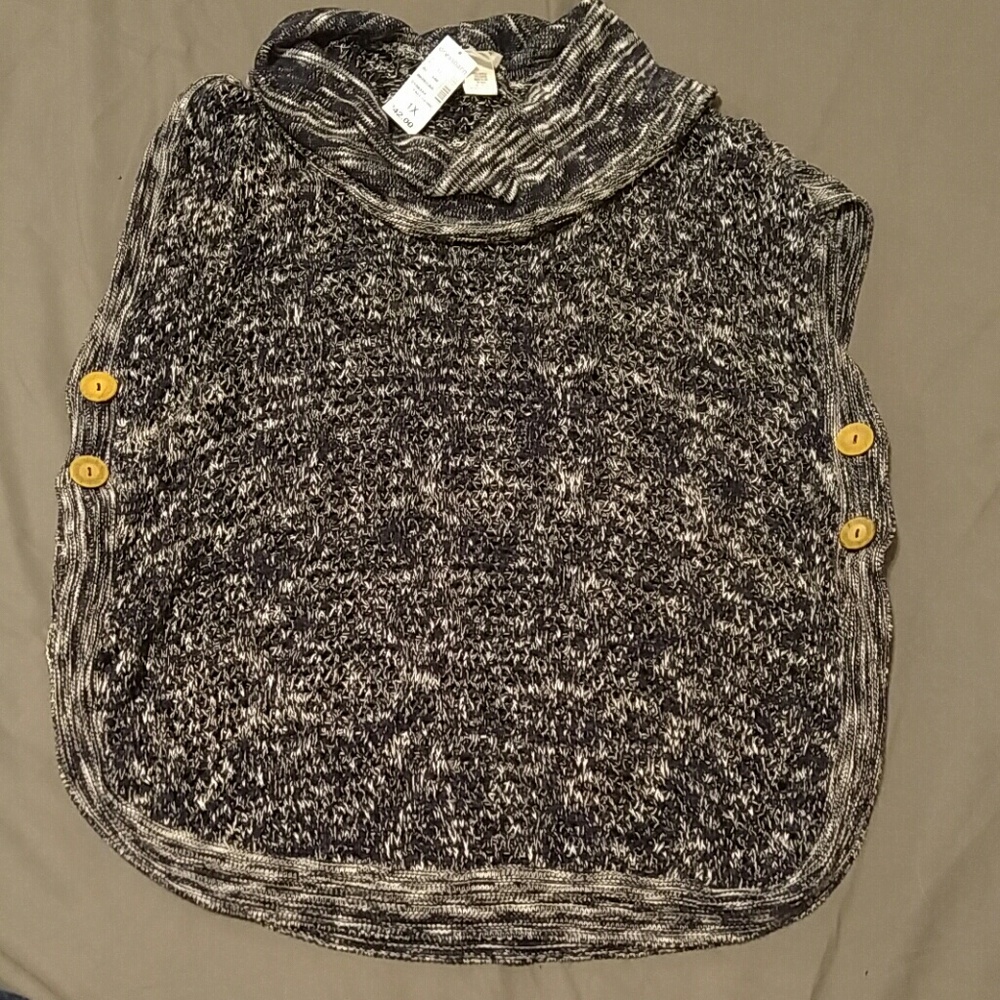 Navy short sleeve sweater
