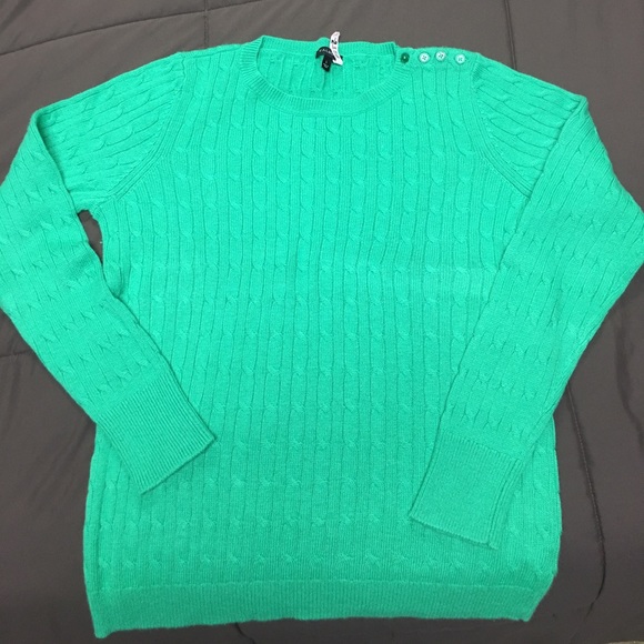 Talbots Sweaters - EUC Talbots Green Crewneck Sweater - Size Large