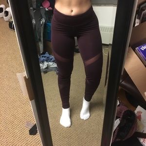 Maroon leggings