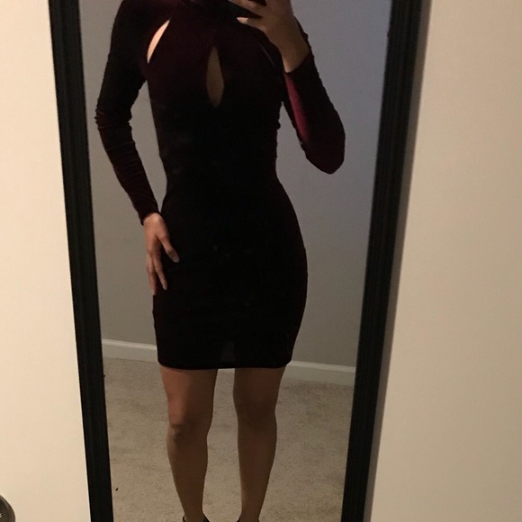 Dress - Picture 2 of 2