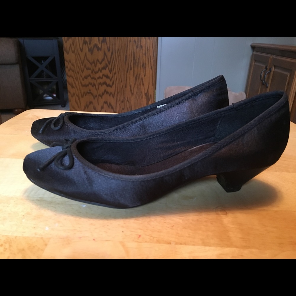 Rampage black satin kitten heels.
