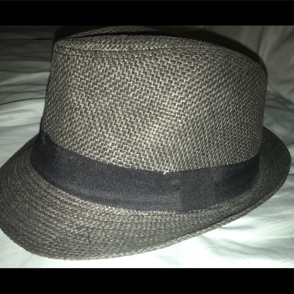 Plain black Fedora
