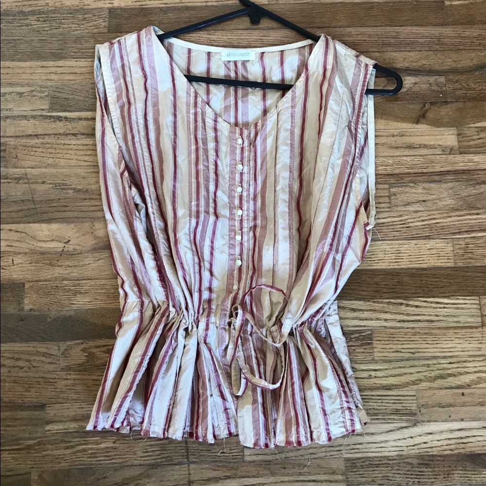 ❌SOLD❌ Krista Larson Silk Sleeveless buttoned Top