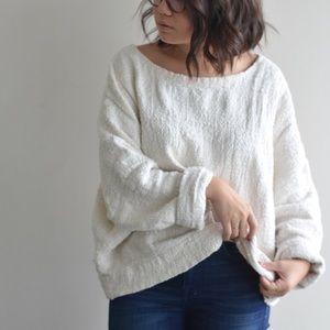 ✨ISO✨ Mid-Weight T Sweater