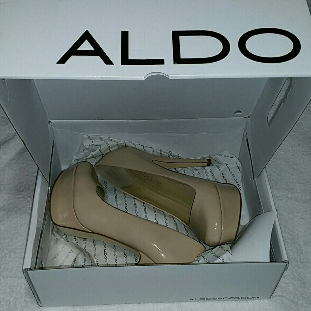 Nude Aldo heels