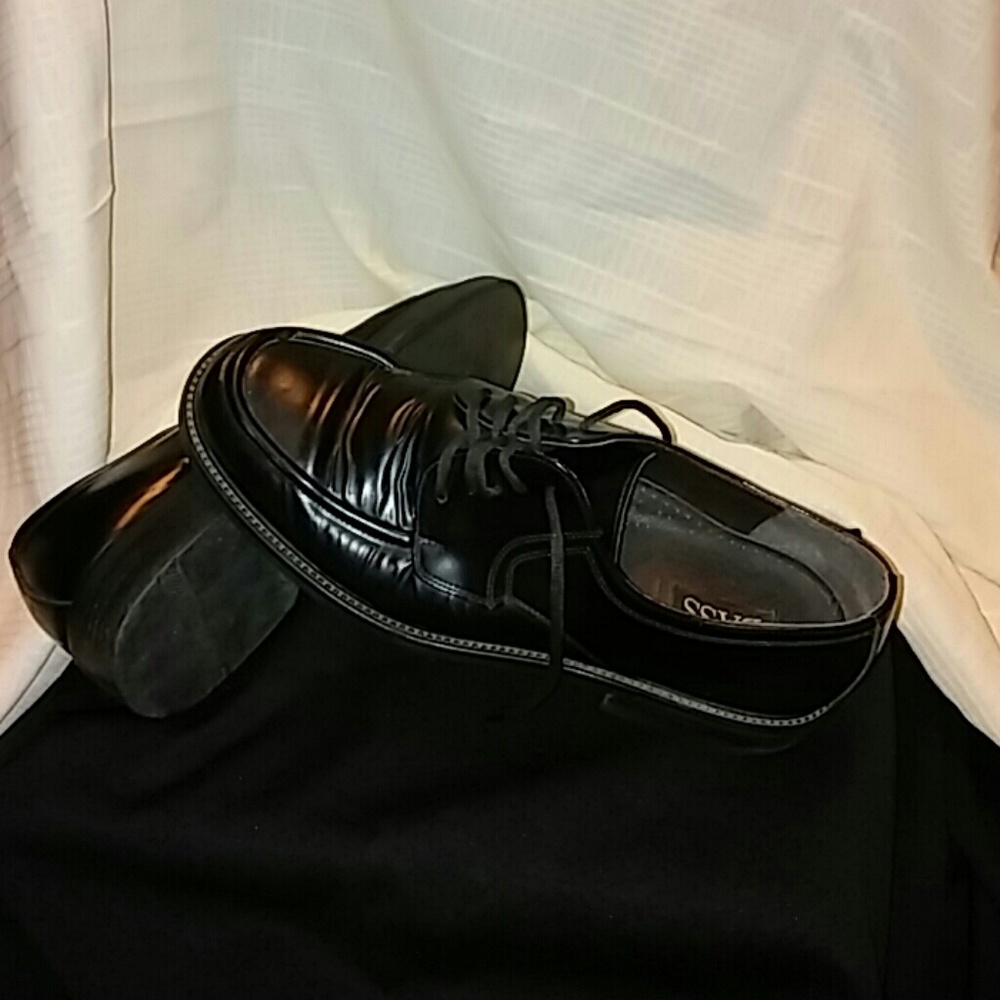Bass mens shoes size 13 made in ITALY