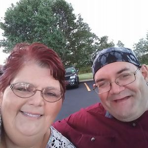 Meet your Posher, Dee