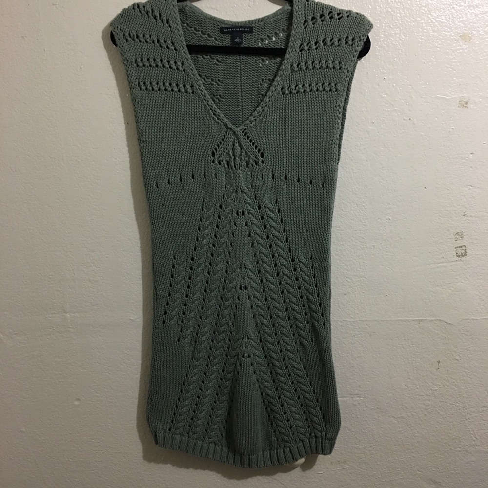 BANANA REPUBLIC KNIT DRESS 👗
