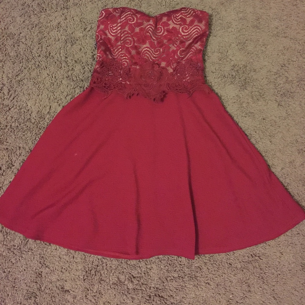 Pretty red dress ! Black Friday deal only ❗️❗️❗️