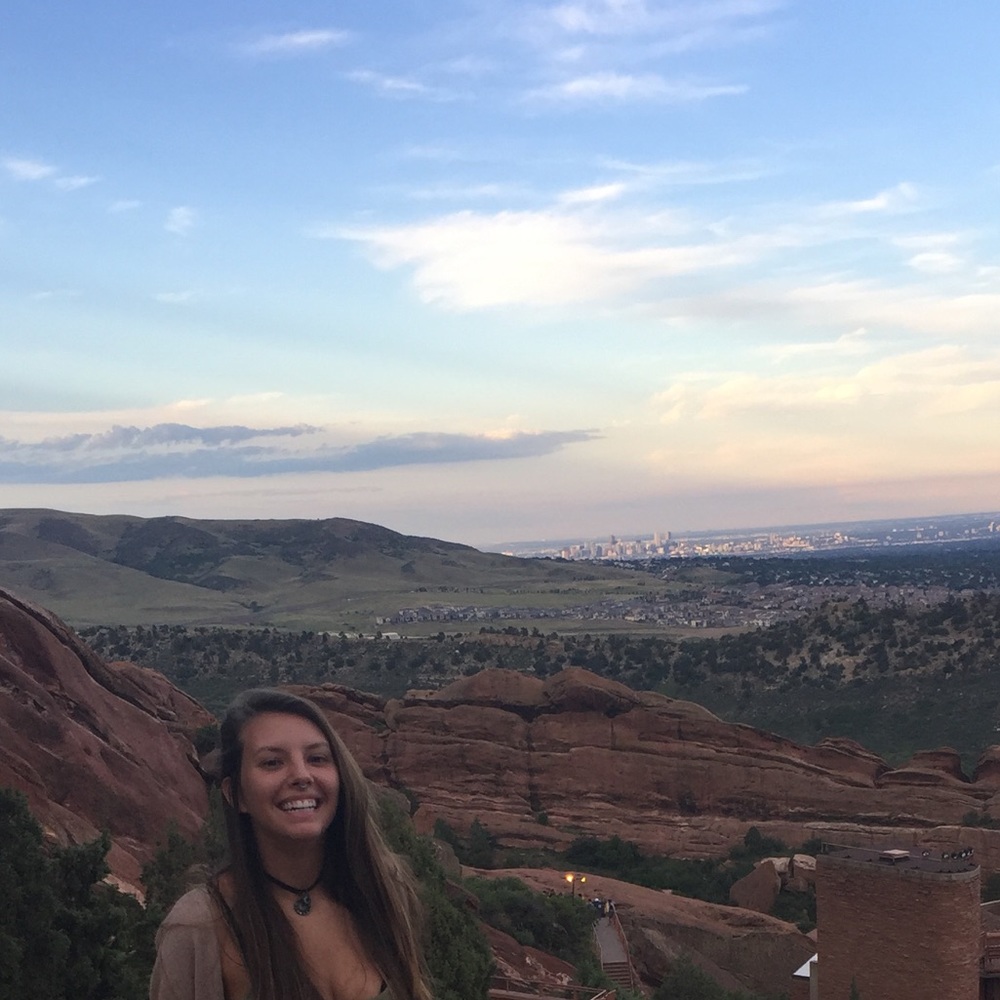 Meet your Posher, Courtney