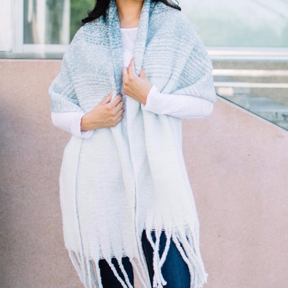 BNWT Cozy Scarf by Mer-Sea & Co.