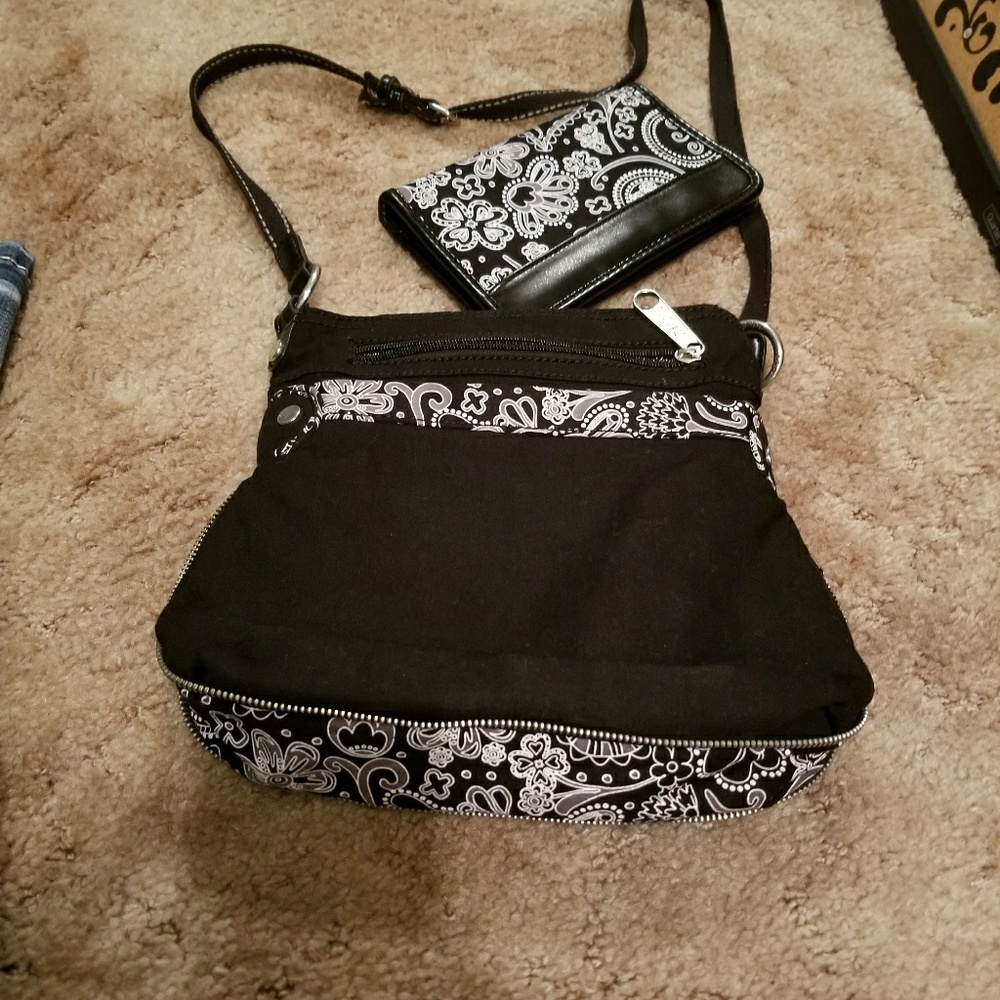 31 purse and wallet
