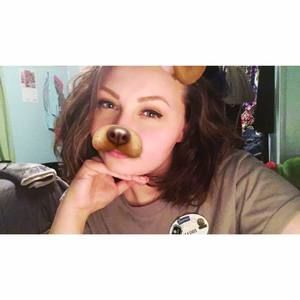 Meet your Posher, Briana