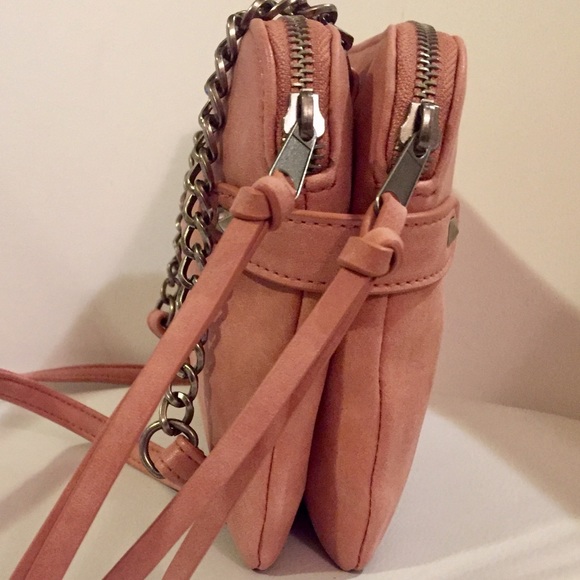 Rose Double Zip Crossbody Bag - Picture 3 of 6
