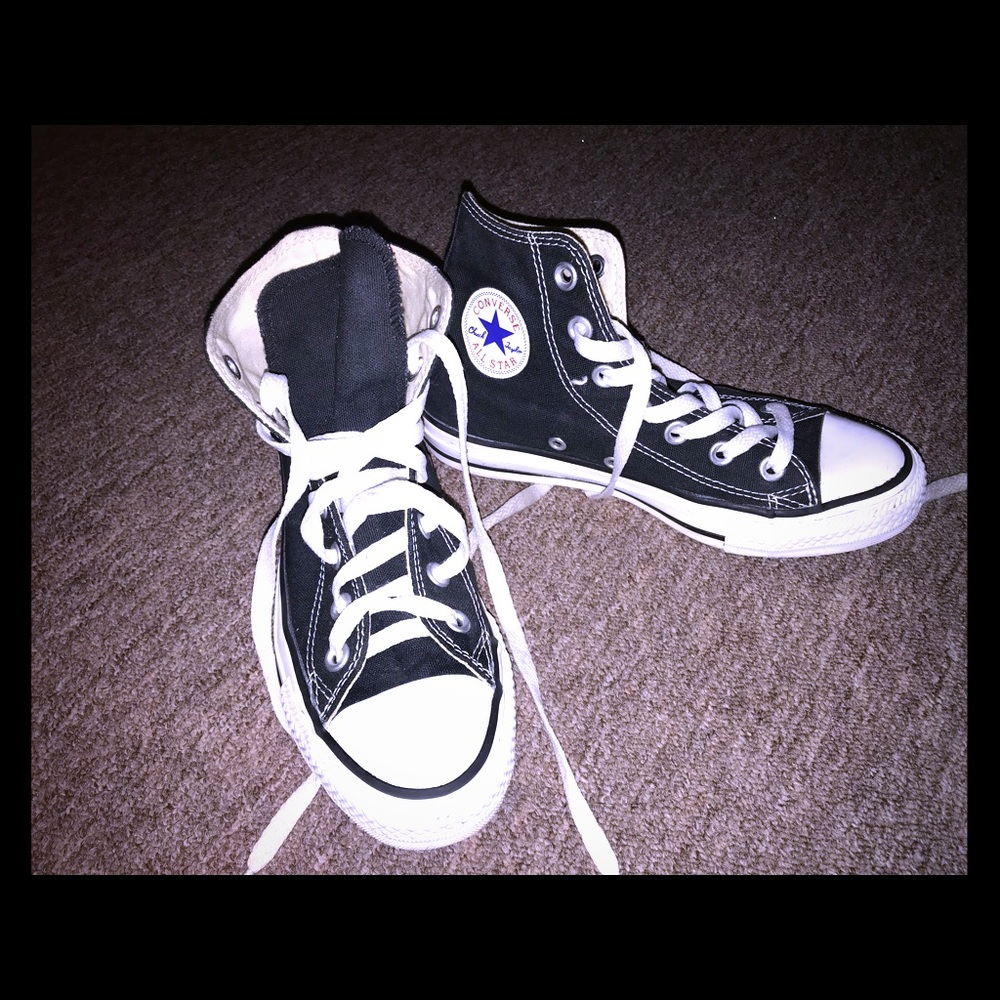 Black high top converse