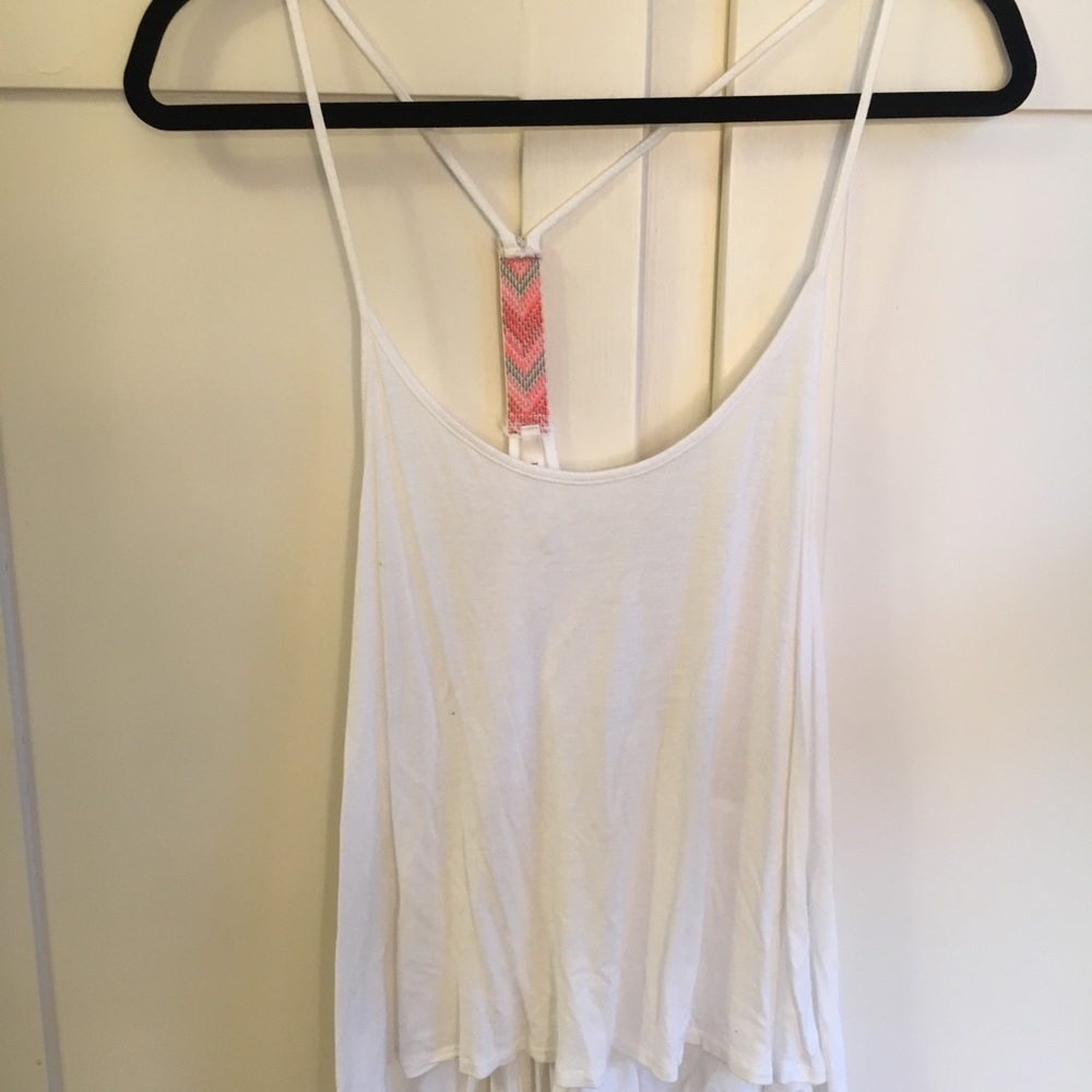Flowy tank with chevron detail