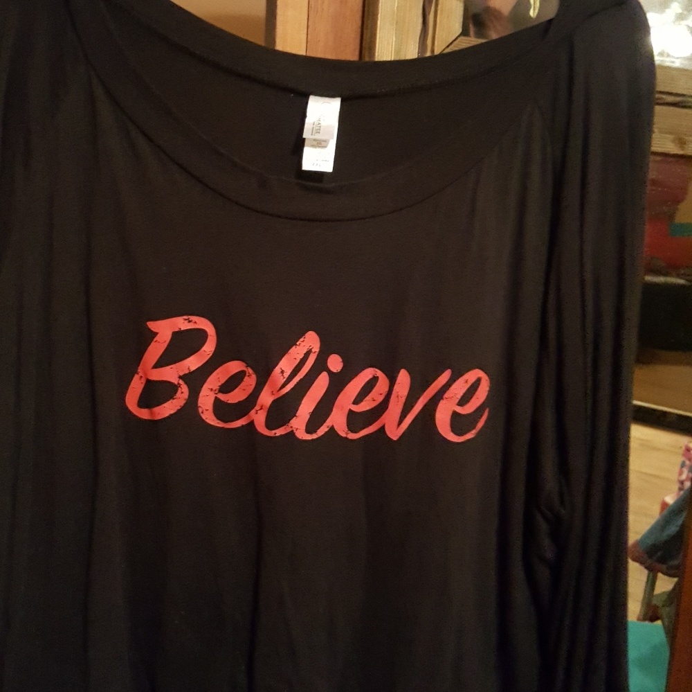 CHRISTMAS "BELIEVE" TSHIRT