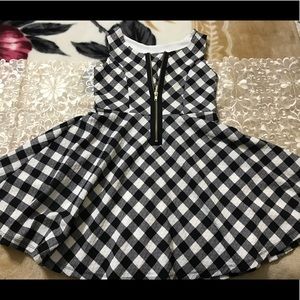 Girls dress