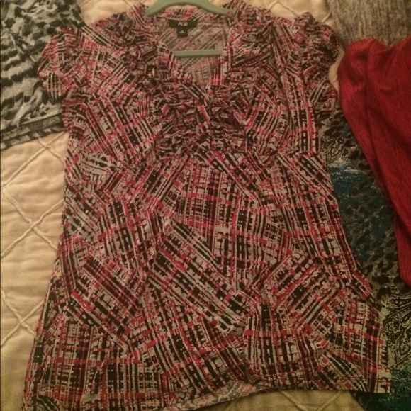 3 shirts - Picture 3 of 3