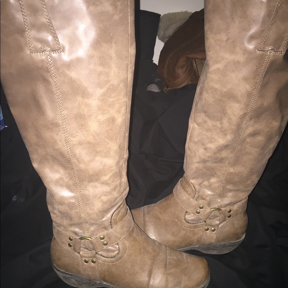 SOLD***Taupe riding boots