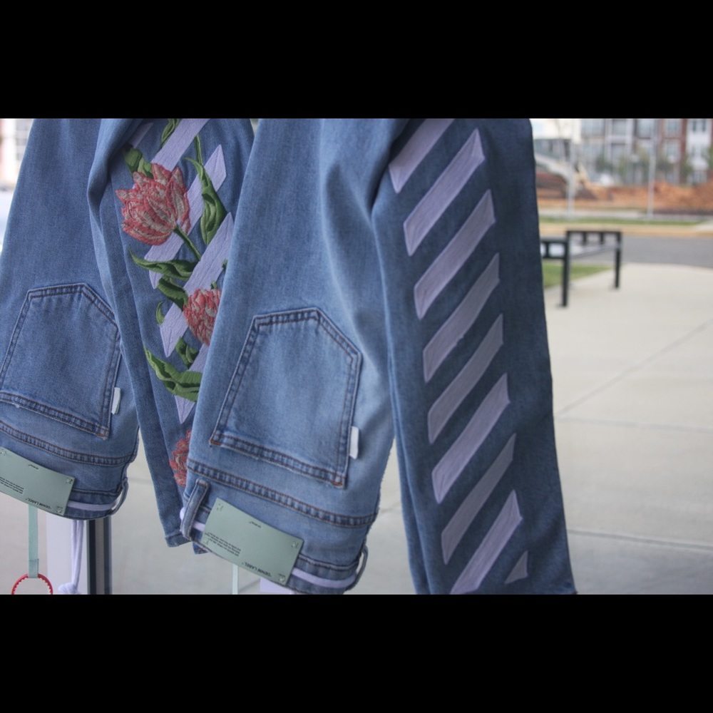 Off-White “Denim” - Picture 3 of 5