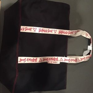 Victoria’s Secret NWT tote bag