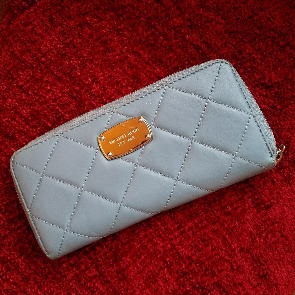 Michael Kors Quilted Wallet
