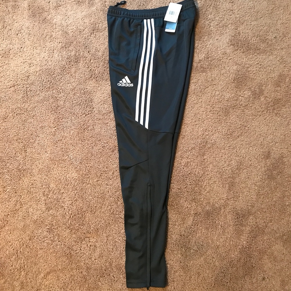 NWT Men’s Adidas Joggers