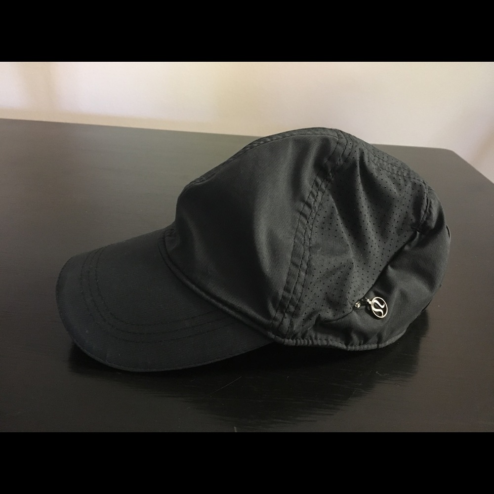 Lululemon Go the Distance running cap